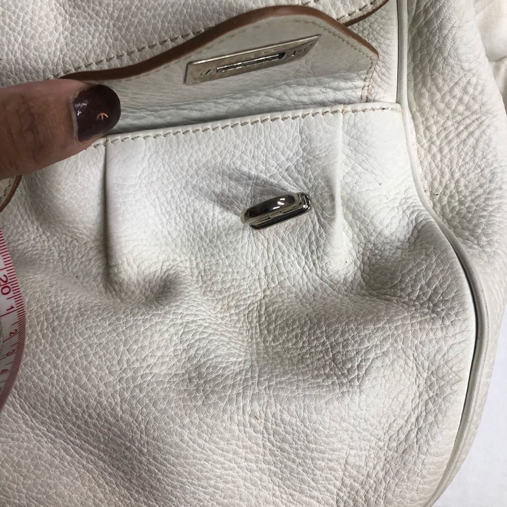 Ferragamo White Bag - Picture 12 of 16